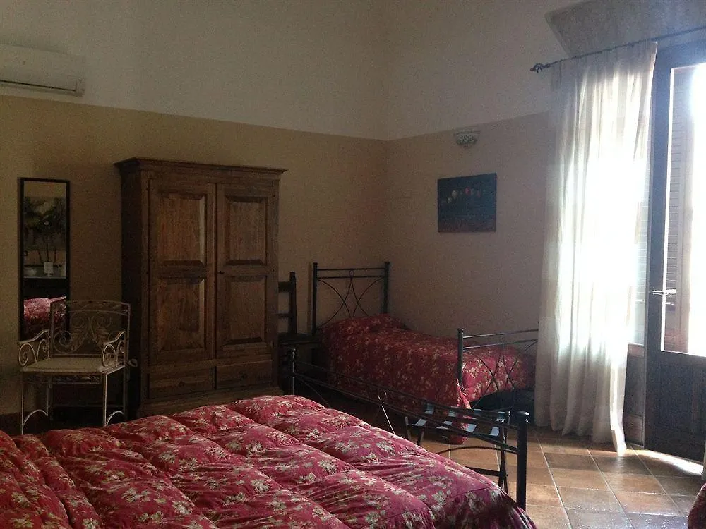 B&B Cinisi Vacanze 3*,